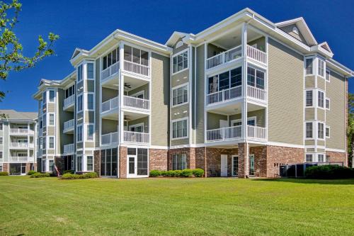 Central Myrtle Beach Apartment | Relaxing Retreat at Luster Leaf 105 - Pet Friendly & Pool Access