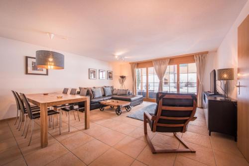 Lauterbrunnen Apartment | Discover Luterbach: Family-Friendly 4-Star Retreat