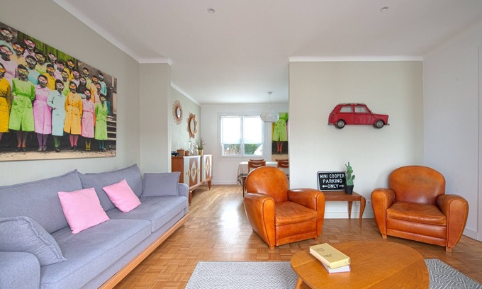 Le Croisic Apartment | Idyllic Lutin des marais | Beachside Retreat with Ocean Views