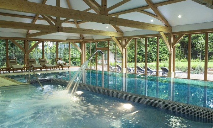 Luton Hotel | Elegant Luton Hoo Hotel with Spa and Golf Amenities