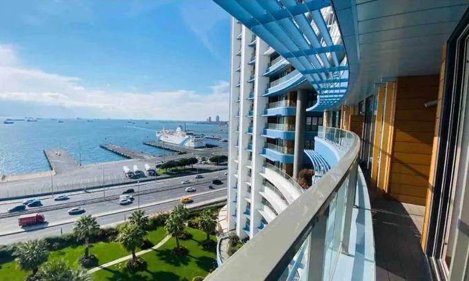 Zeytinburnu Apartment | Lux 2 BedRoom Suite Apartment W/ Seaview In Center