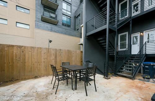 Southeast Apartment | Modern 2BR Apartment in DC with Pet-Friendly Patio