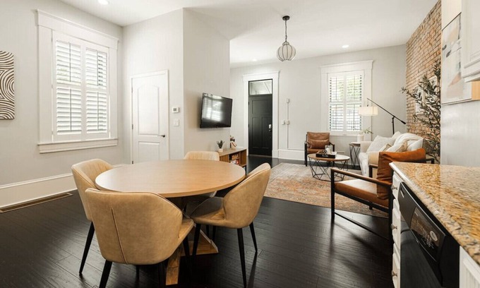 Pendleton House | Lux 4BR Townhome | City Views | Private Balconies