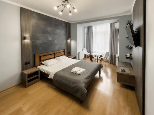 Ivano-Frankovsk Apartment | Budget-Friendly Stay at Lux.Ap4you.if - Family Friendly!