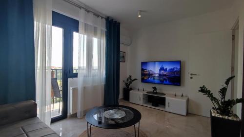Jagodina Apartment | Top-Rated Lux Apartman Crnjanski IV with Pool in Jagodina