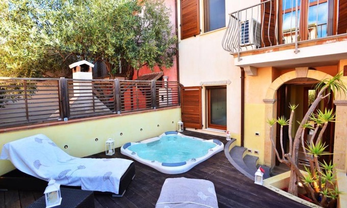 Pula House | Elegant Stay at Lux Guesthouse Pula - Family Friendly Retreat