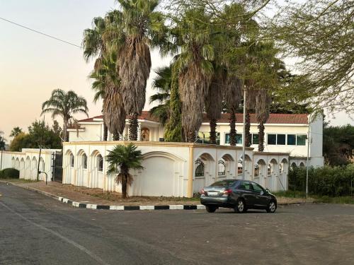 Greater Johannesburg Metropolitan Area Apartment | Inviting Stay at Lux Homes Property with Hot Tub & Breakfast
