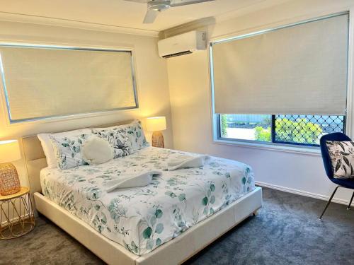 Bundaberg South Apartment | Comfort in Bundy: Wifi, AC, Netflix & Family-Friendly Stay