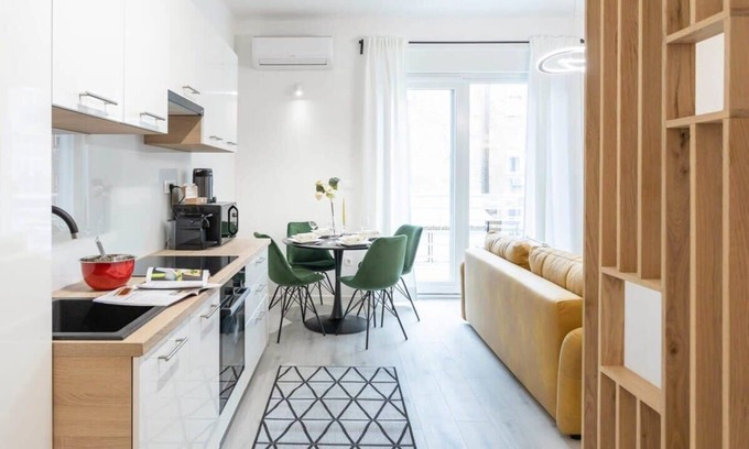 Zagreb Apartment | Urban Stay at Lux Nest Extra City Apartment with Breakfast