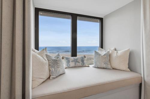 Fernandina Beach Apartment | Oceanfront Retreat at AIPResort with Pool & Spa Amenities