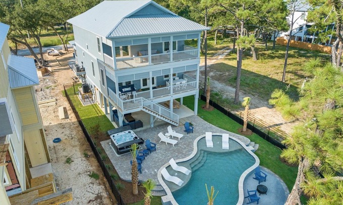 Gulf Shores House | Exceptional Waterfront Retreat with Pool, Hot Tub & Views