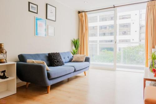Miraflores Apartment | Luxe 2BR Pool & Gym in Miraflores