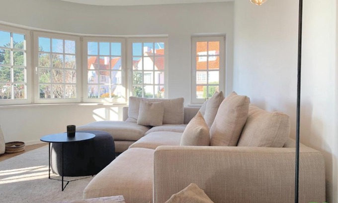 Het Zoute Apartment | Elegant Apartment with Ocean View in the Heart of 't Zoute