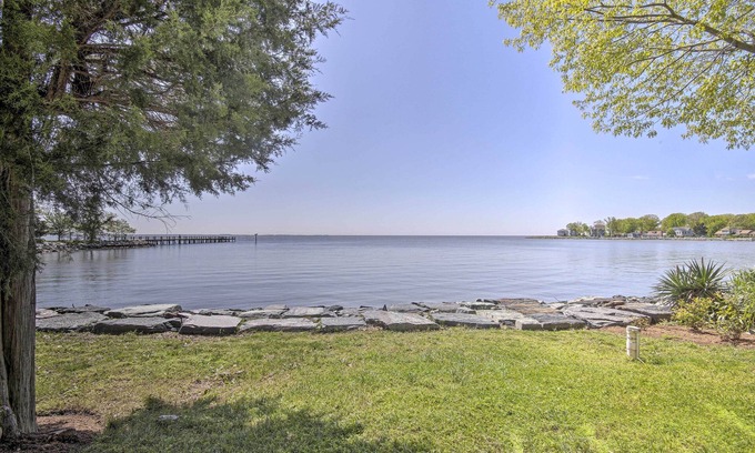 Shady Side House | Elegant Chesapeake Bay Escape with Spa & Breakfast Near Annapolis