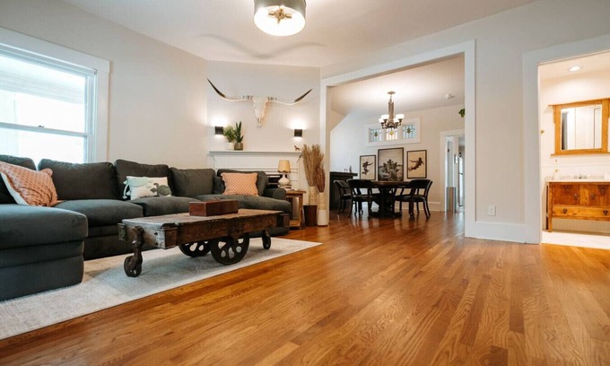 Old East Dallas House | Luxe Farmhouse near Deep Ellum & Bishop Arts