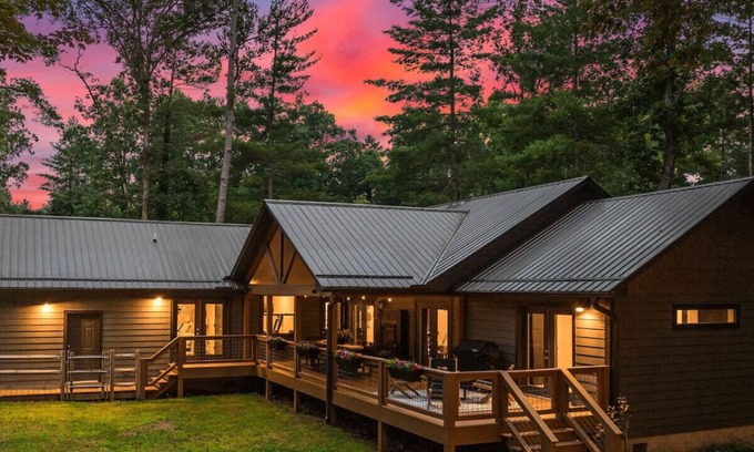 Asheville House | Luxe Forest Home 2 mi. to Downtown HotTub FirePit