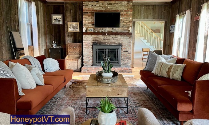 Weston House | Ideal Family Retreat @ Okemo/Bromley with Arcade & Pool