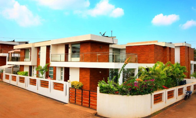 Pilerne Villa | Beautiful Luxe Loft with Pool and Family-Friendly Amenities
