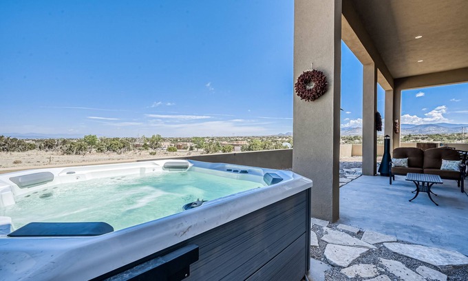 Eldorado at Santa Fe House | Scenic El Dorado Retreat with Hot Tub & Pet-Friendly Perks