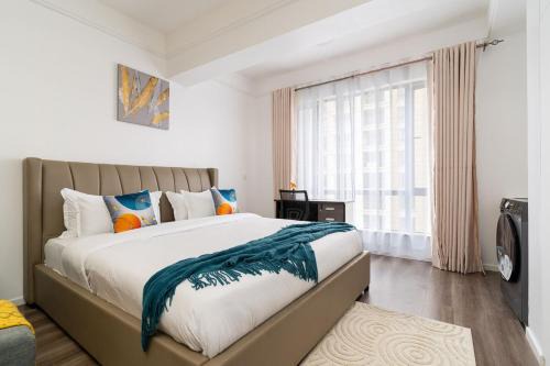 Kilimani Apartment | Luxe place with pool,gym,mini mart in yaya center