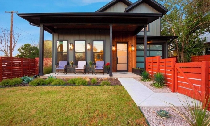 Swede Hill House | Discover a Downtown Retreat with Pool, Spa & Free Parking