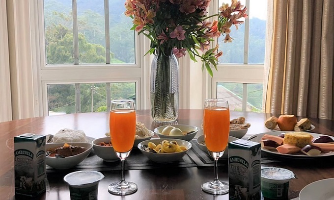 Nuwara Eliya Villa | Elegant Wilderness Retreat with Breakfast & Family Amenities