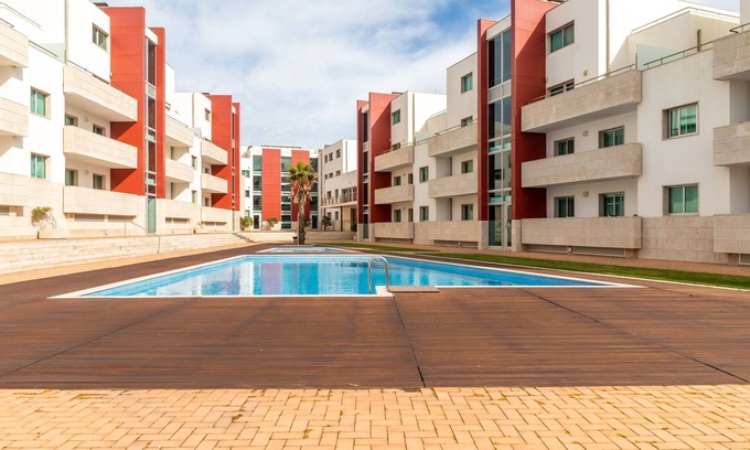 Barra Apartment | Elegant Oceanfront Apartment with Pool and Spa Amenities