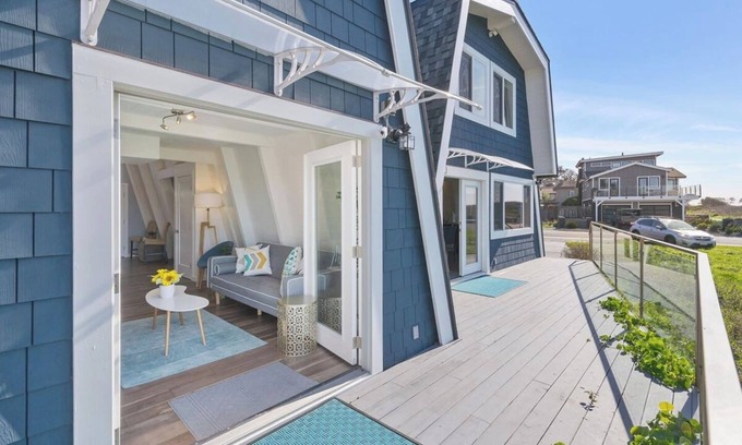 Half Moon Bay House | Top-Rated Beach Getaway with Ocean View & Family-Friendly Amenities