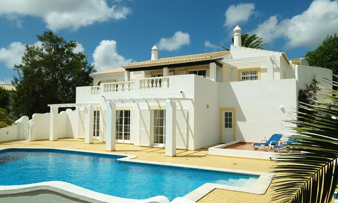 Vila do Bispo Villa | Elegant Villa with Private Pool and Ocean Views