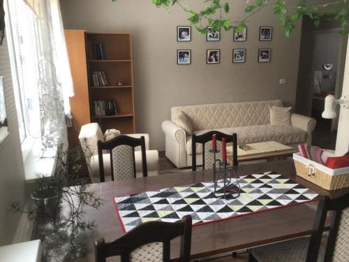 Pussi Apartment | Modern Apartment with Pet and Child-Friendly Amenities