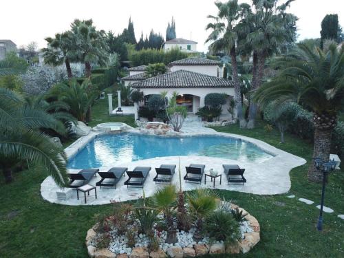 Saint-Paul-de-Vence Villa | Exquisite Villa with Pool, Hot Tub & Oceanfront Views