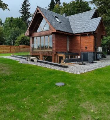 Oybin House | Elegant 4-Star Holiday Home with Spa & Pet-Friendly Options