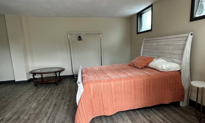 Sybertsville Apartment | Premium 1-Bedroom Suite with Spa in Pocono Mountains