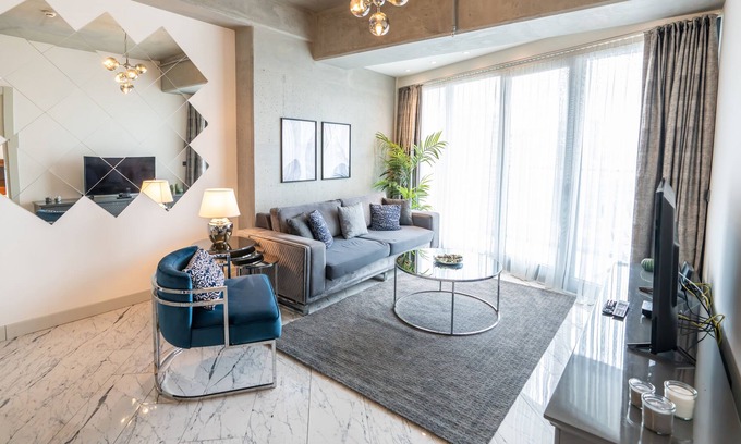 Sisli Apartment | Luxurious 1-Bedroom Apt on 22th Floor