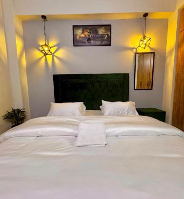 Blue Area Apartment | Luxurious 2 Bed Apartment