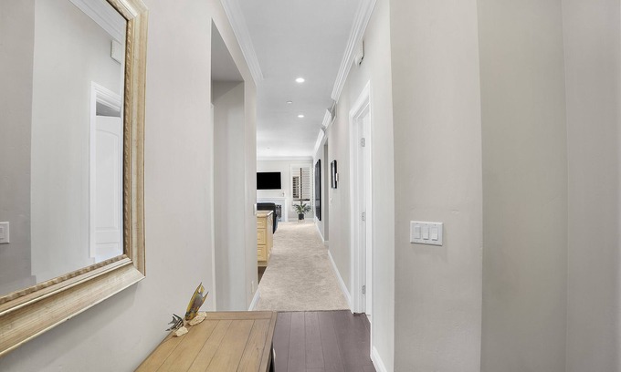 Mission Valley West Apartment | Inviting 2-Bedroom Condo with Pool in Mission Valley West