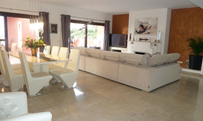 Castillo de Sabinillas Apartment | Modern Penthouse with Ocean Views and Large Terrace, 9.8/10