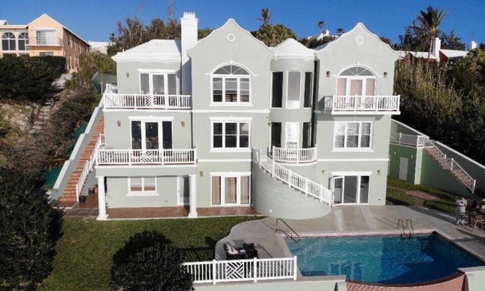 Sandys House | Exceptional Oceanside Retreat with Pool & Ocean Views