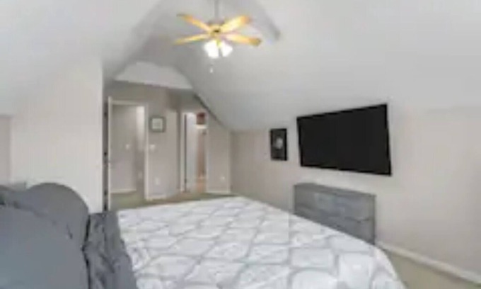 Overland Park House | Elegant 4BD Home with Game Room & Pool - Rated 10/10