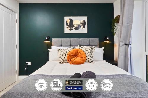 Chapeltown House | Discover the Willows: Guest Rated 9/10 Retreat