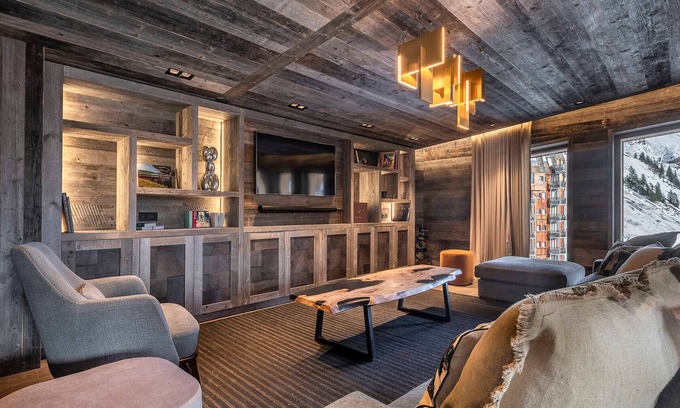 Avoriaz House | Chalet Avoriaz: Ideal for Families with Hot Tub & Pool