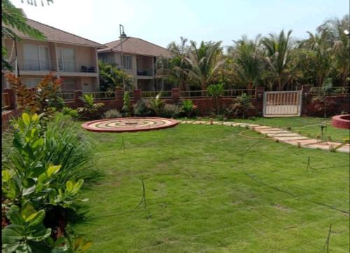 Mangaon Apartment | Pet-Friendly AC Apartment Near Tamhini Ghat & Kolad Rafting