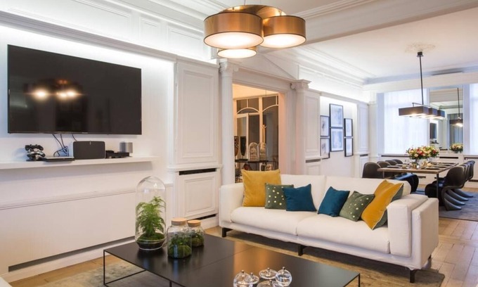Historic Center Apartment | Exceptional Bourgeois Apartment with Pet-Friendly Amenities