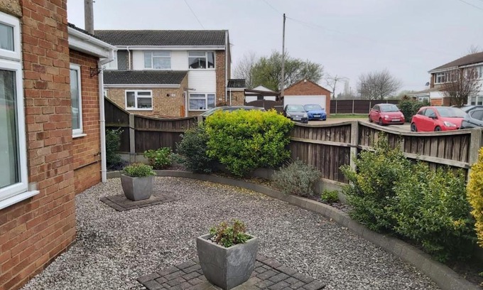 Tilbury Villa | Beautiful Home for Extended Stays - Guest Rated 10/10