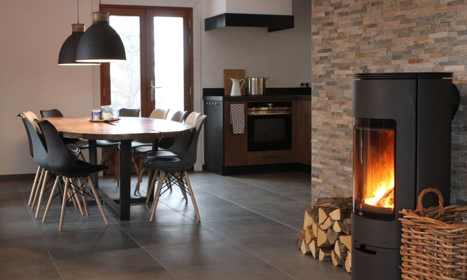 Villard-Reculas Ski Chalet | Charming Chalet at Alpe d'Huez: Pool, Free WiFi & Views!