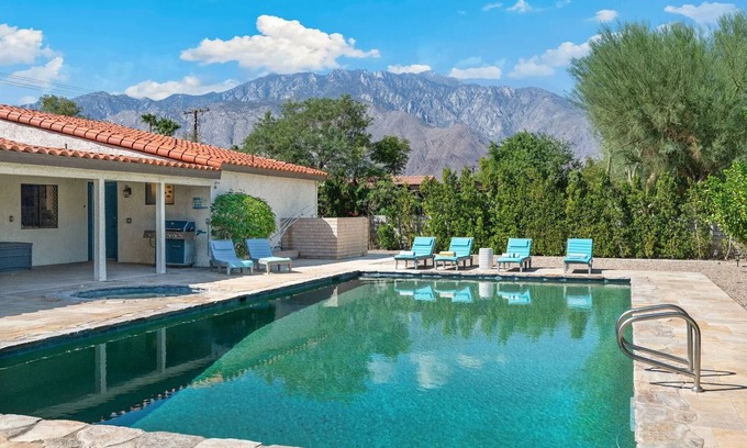 Palm Springs House | Luxurious and Comfortable House in Palm Springs