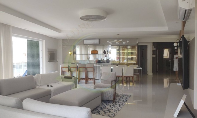 Jurere Apartment | Cozy Apartment in Jurerê with Pool & Child-Friendly Amenities