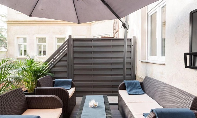 Roßau Apartment | Family-Friendly Retreat Steps from City Center - Rated 9/10
