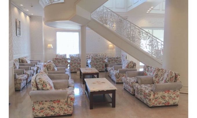 Mooka House | Eco-Friendly High Floor Retreat with Kitchen Amenities