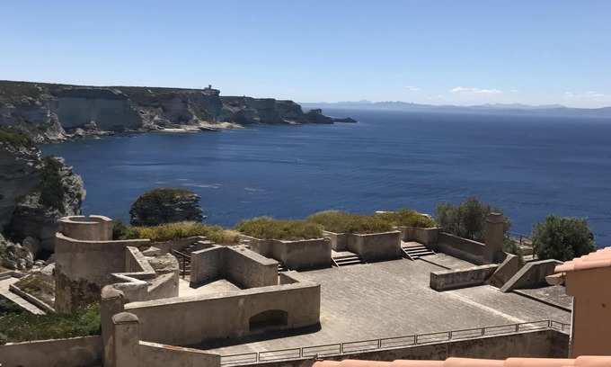 Bonifacio Apartment | Experience Oceanfront Bliss: Pet-Friendly Apartment Retreat